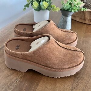 UGG Women's Brown Suede Mules 39 EU